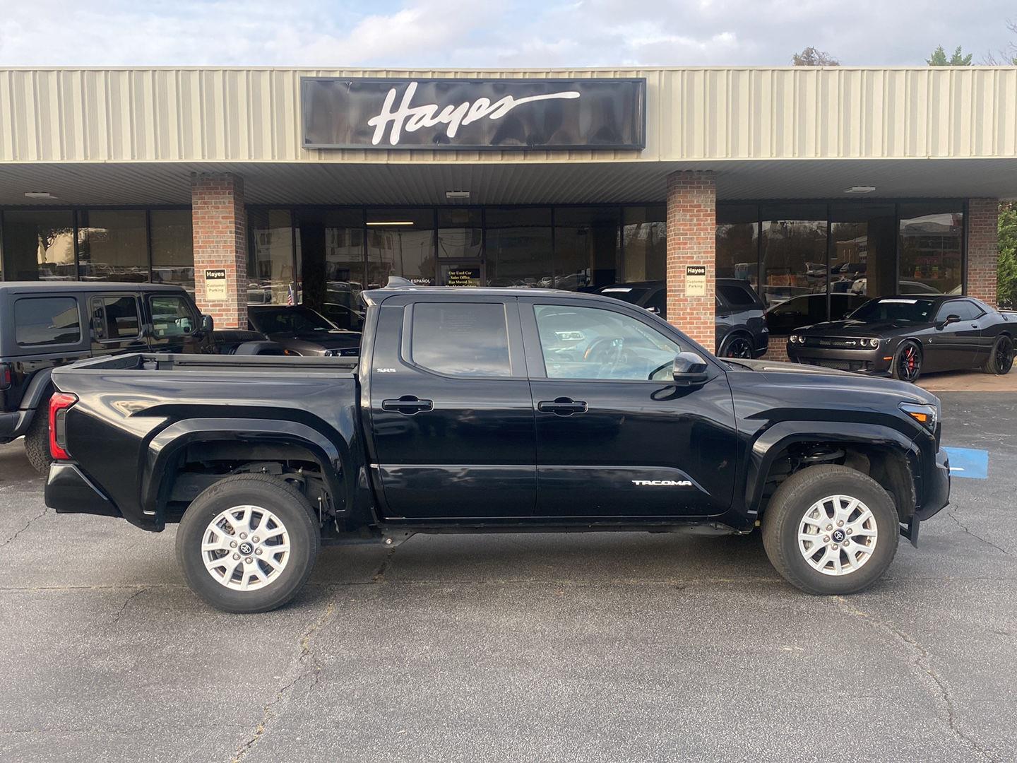 2024 Toyota Tacoma SR5 photo 4