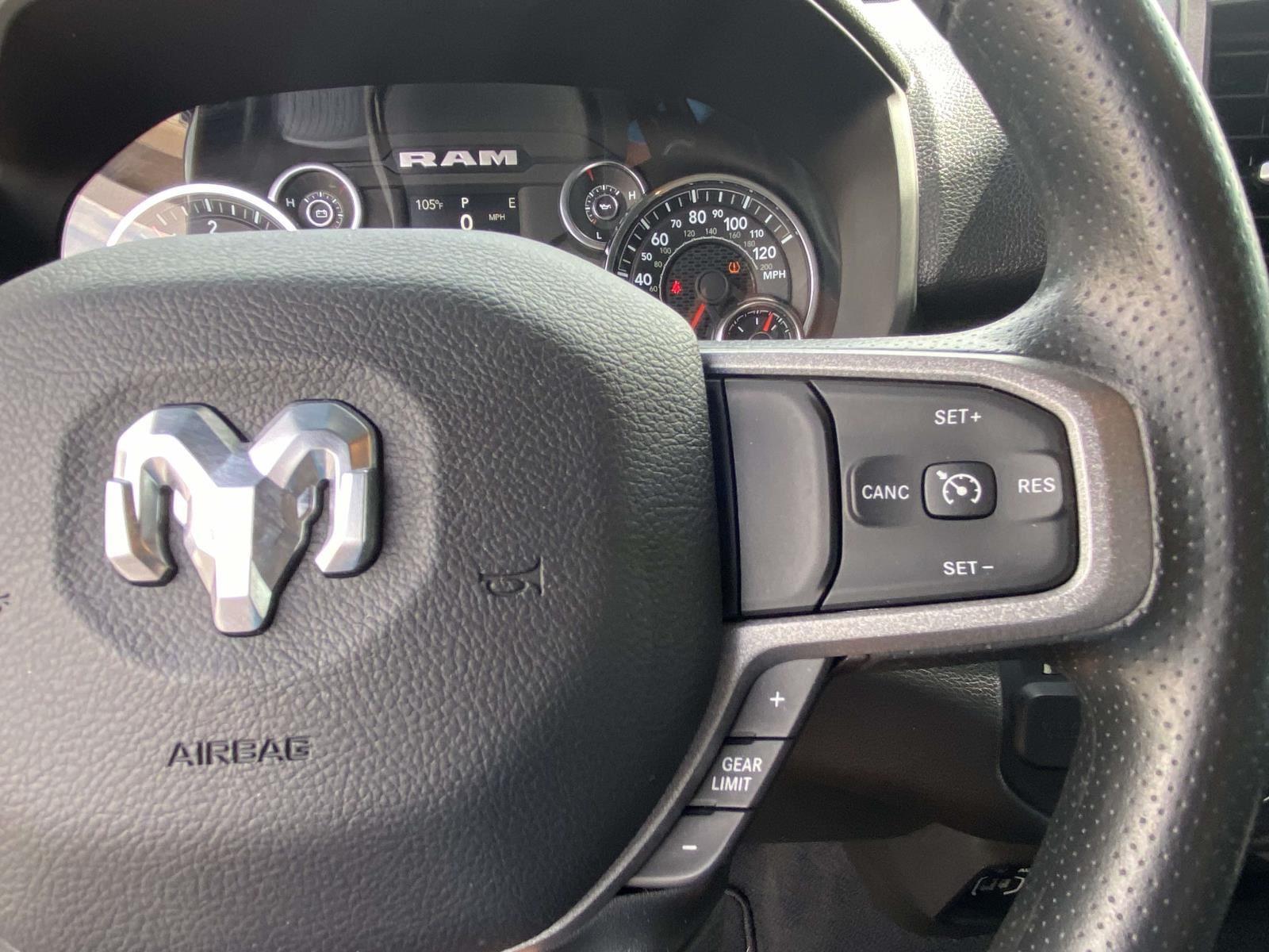 2024 Ram 2500 Tradesman photo 4