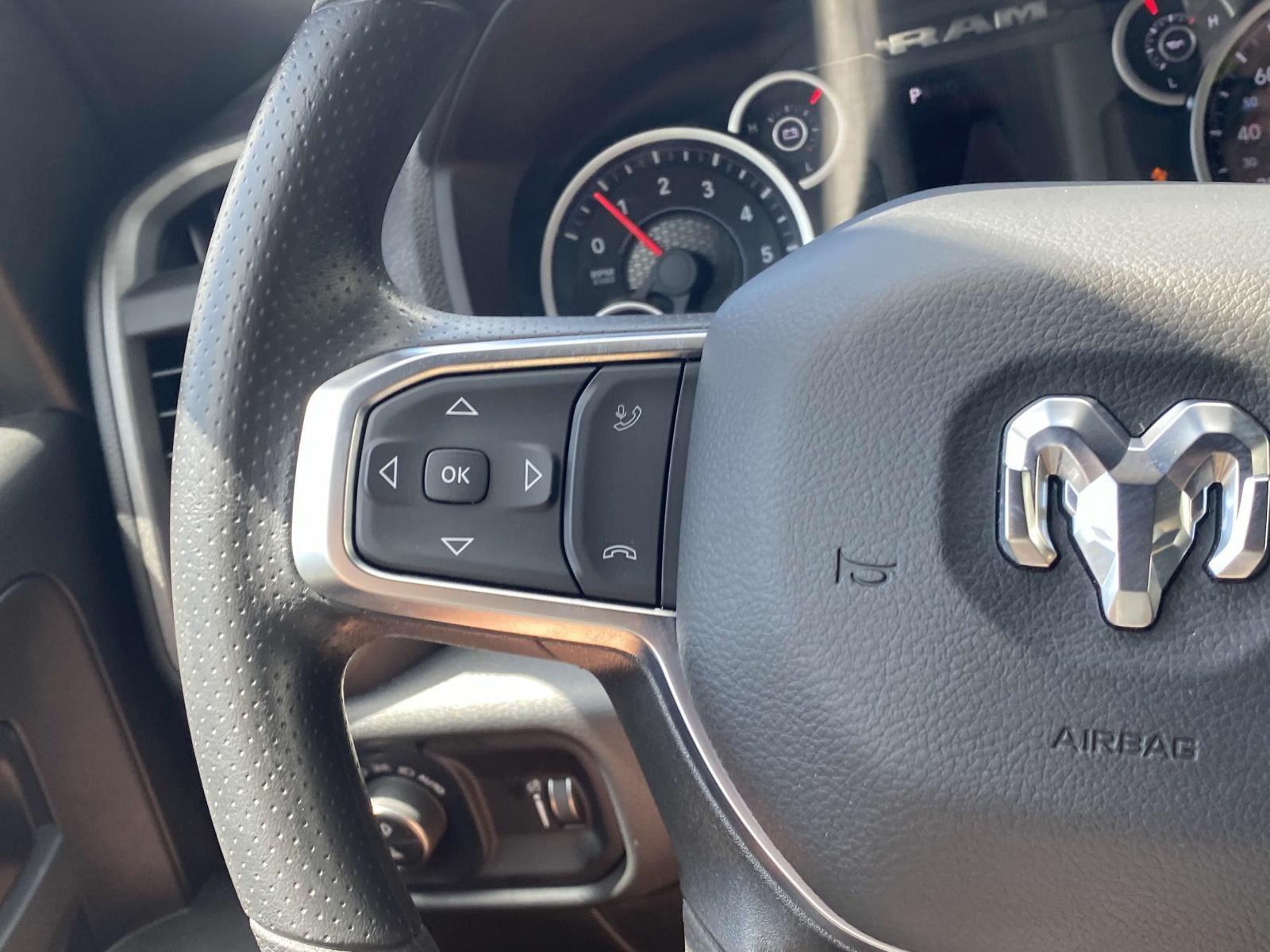 2025 Ram 2500 Tradesman photo 4