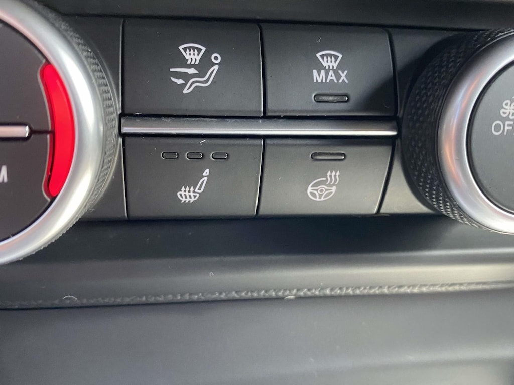 Used 2022 Alfa Romeo Stelvio Veloce SUV