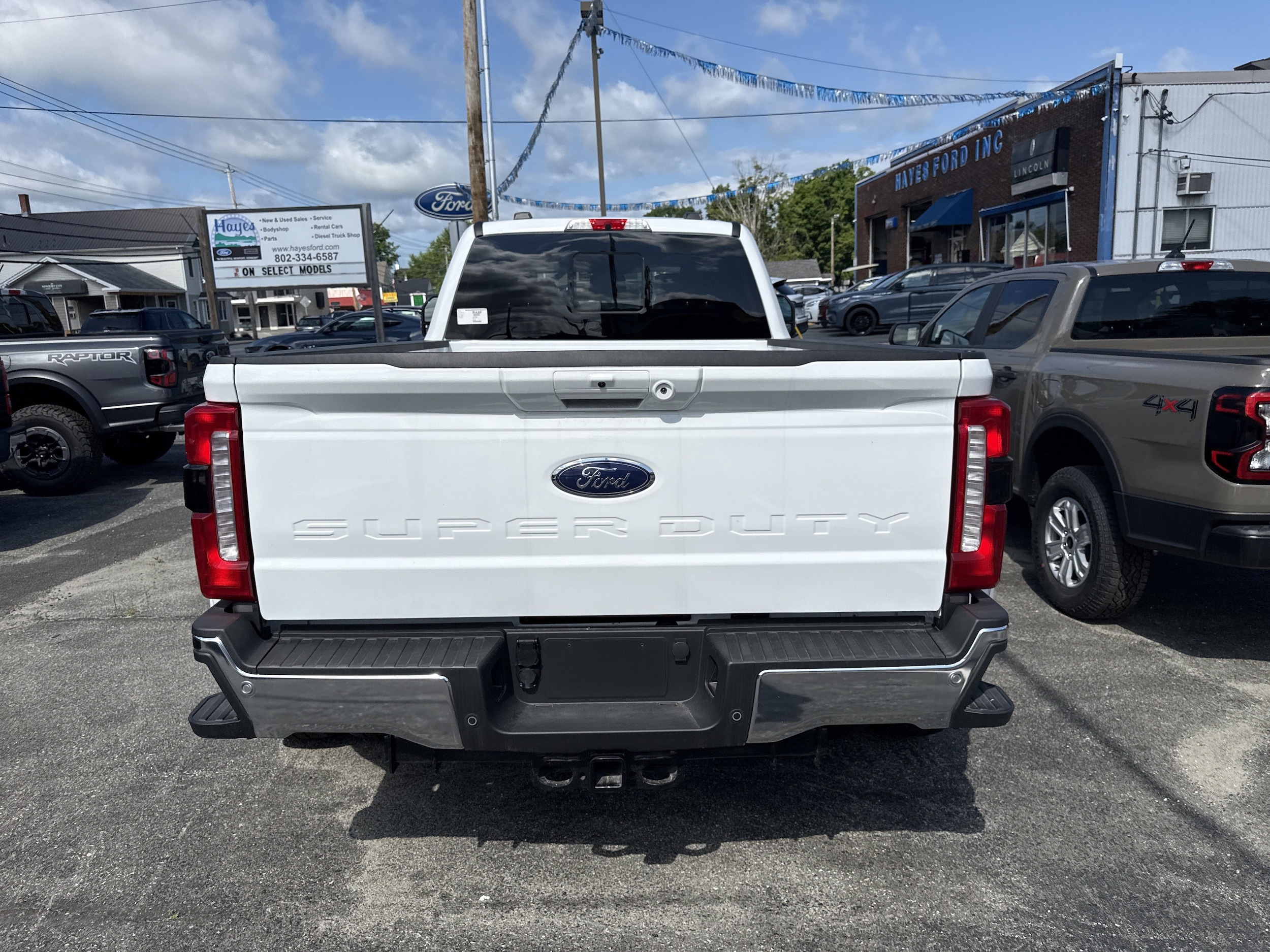 2025 Ford F-350 Super Duty Lariat - Photo 7