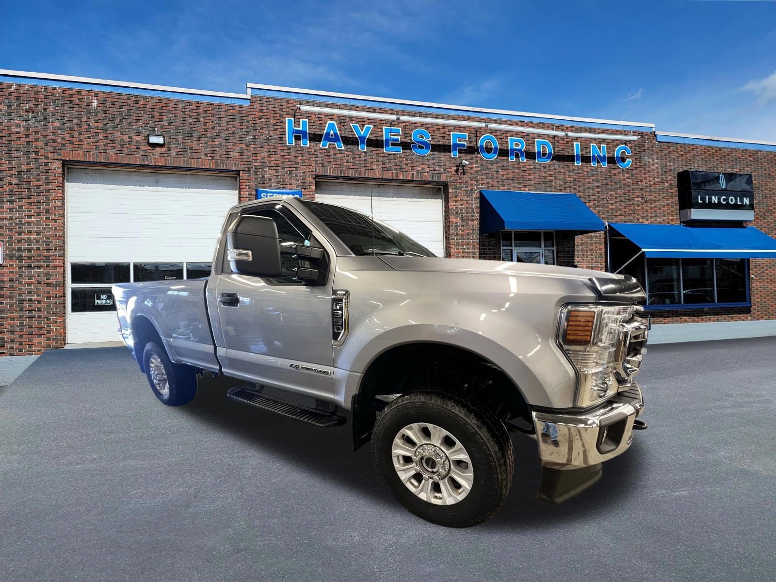 2021 Ford F-350 XLT photo 4