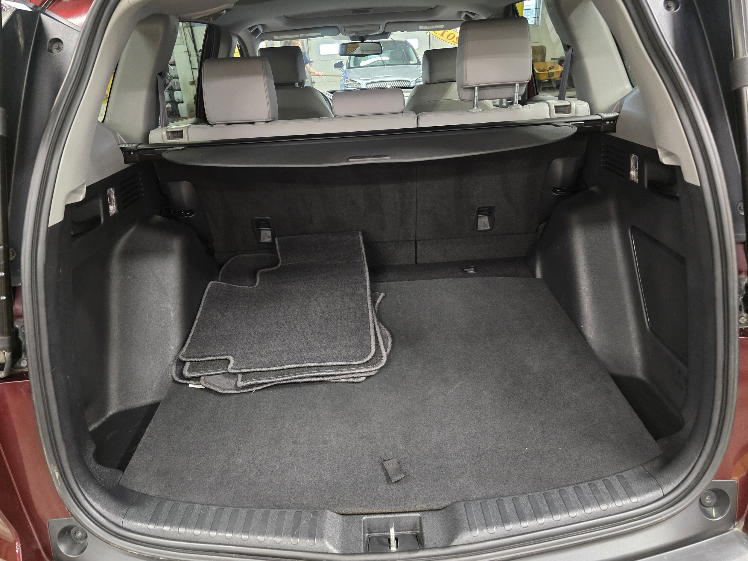 2019 Honda CR-V Touring photo 4
