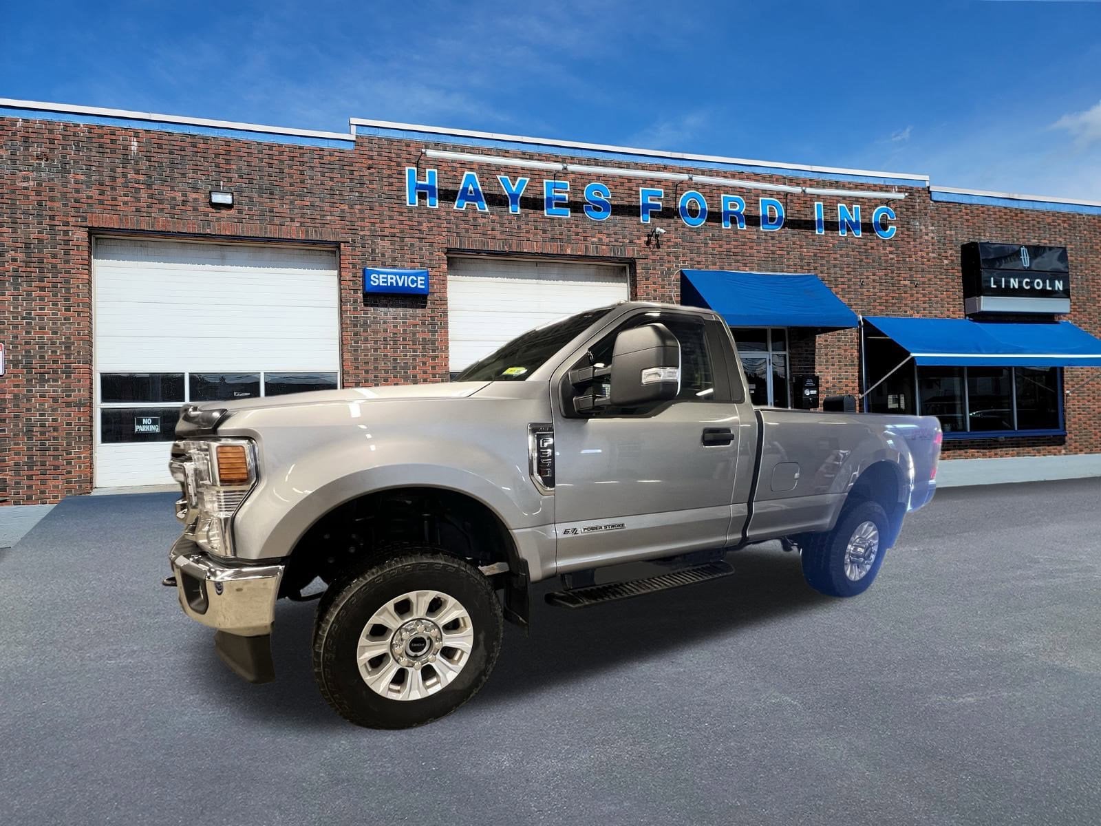 Used 2021 Ford F-350 Super Duty XLT with VIN 1FTRF3BT1MED25733 for sale in Newport, VT