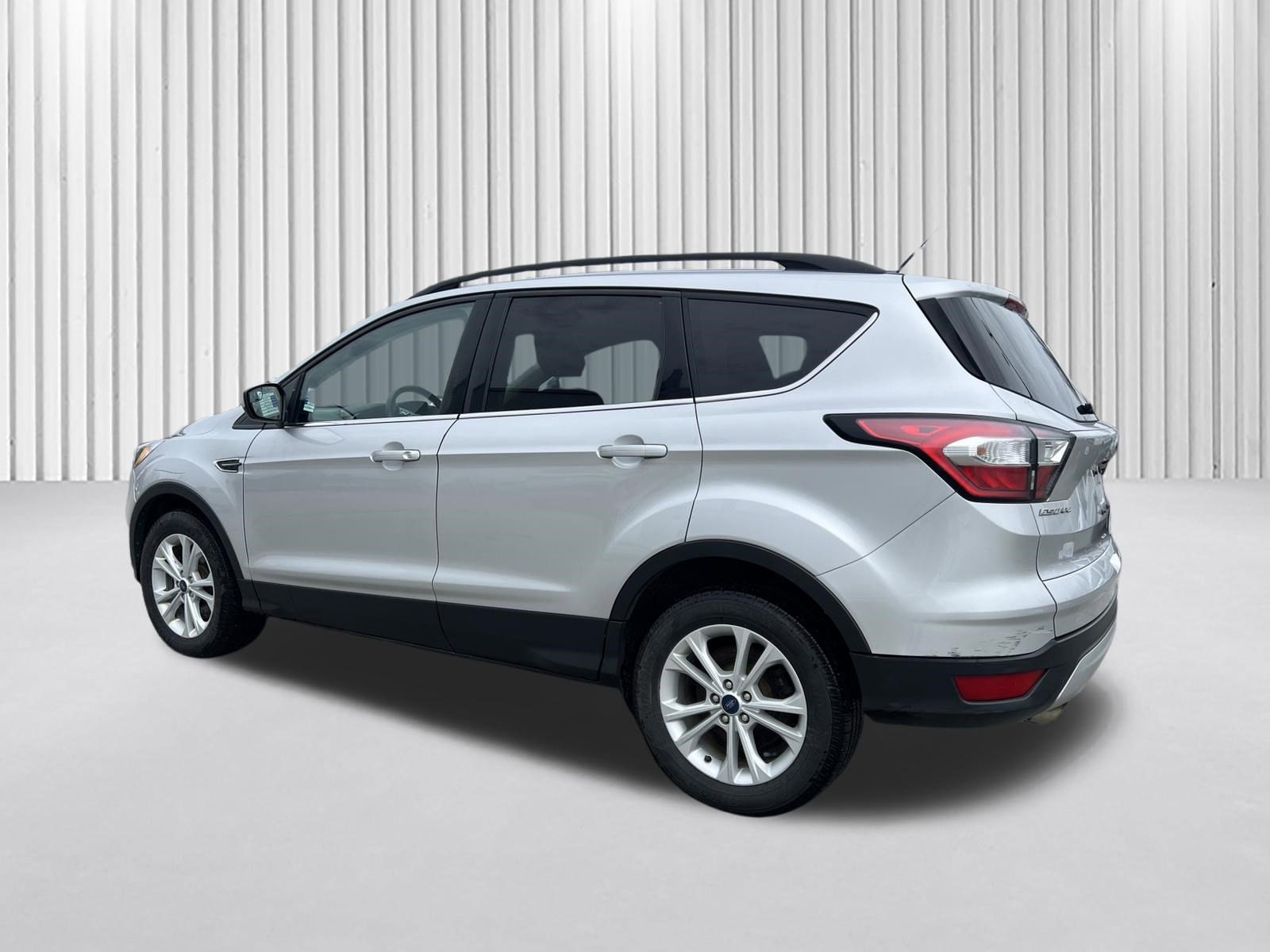 Used 2018 Ford Escape SE with VIN 1FMCU9GD3JUB70664 for sale in Newport, VT