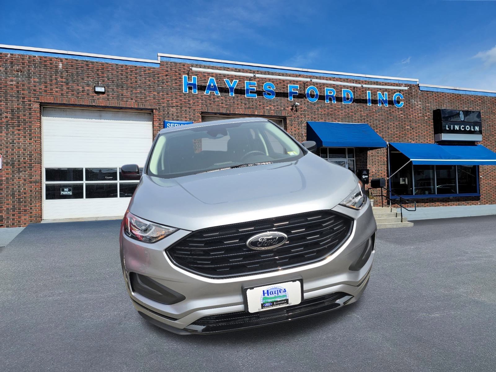 2024 Ford Edge SE photo 2