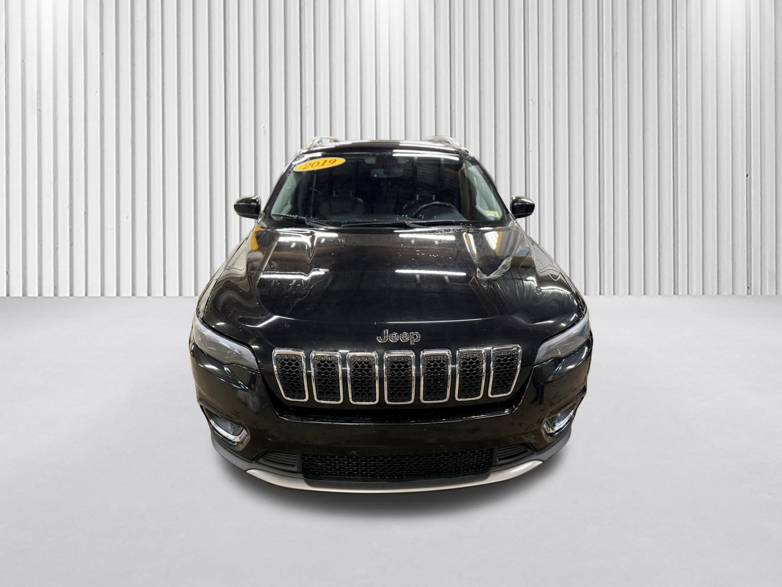 Used 2019 Jeep Cherokee Limited with VIN 1C4PJMDX3KD343018 for sale in Newport, VT