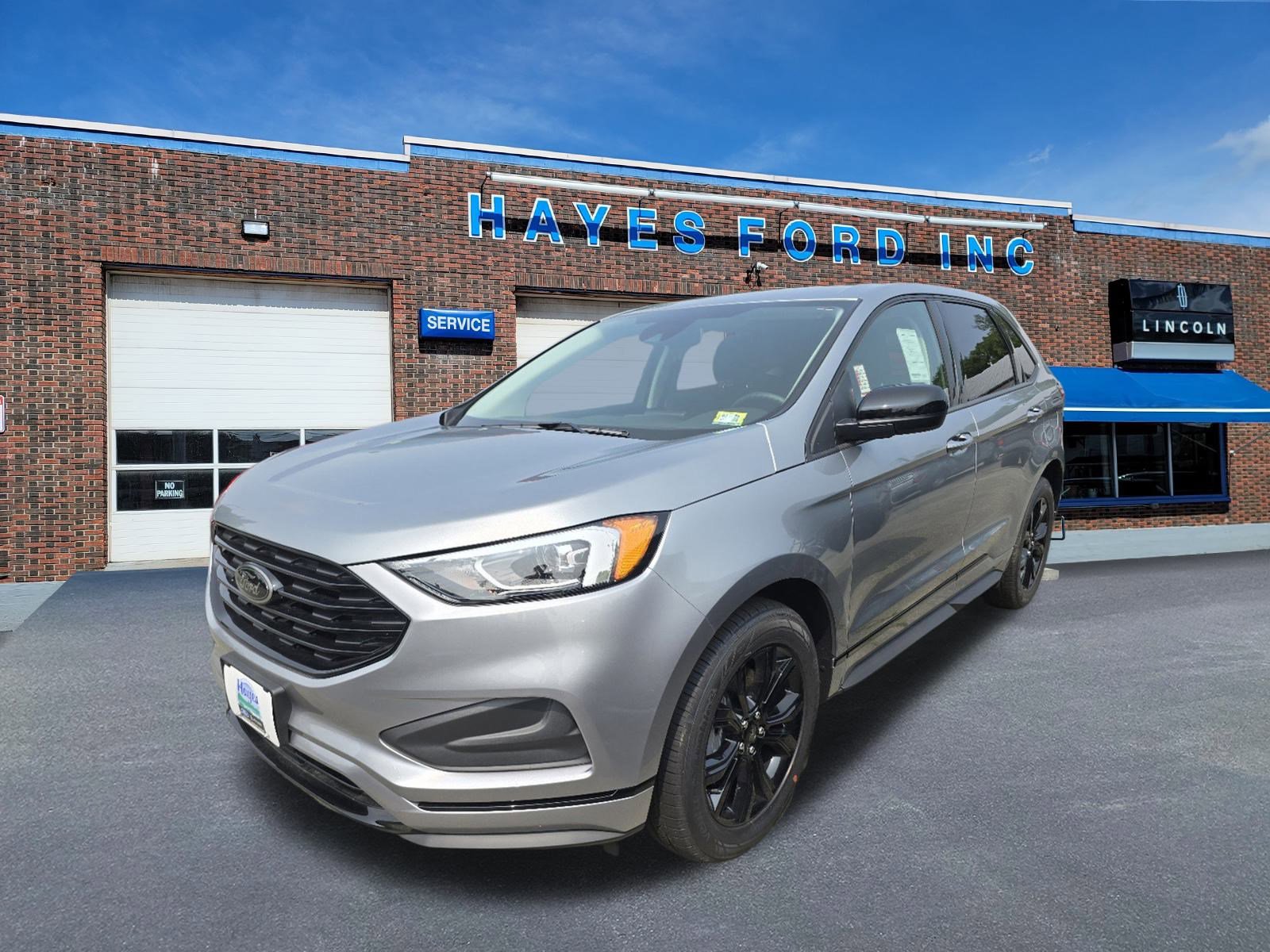 2024 Ford Edge SE photo 3