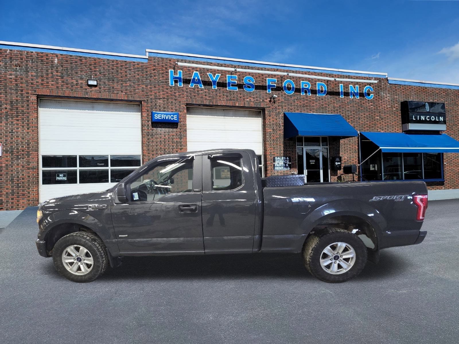 Used 2016 Ford F-150 Lariat with VIN 1FTFX1EG1GFC95456 for sale in Newport, VT