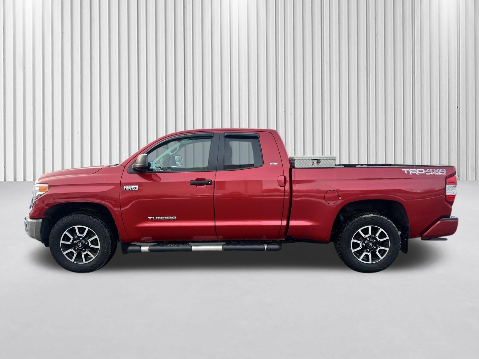 Used 2016 Toyota Tundra SR5 with VIN 5TFUY5F12GX557338 for sale in Newport, VT