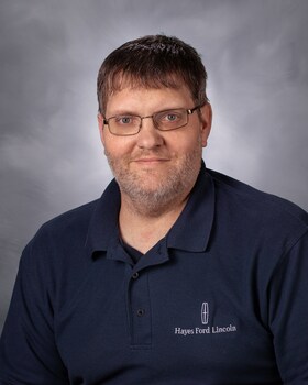 Staff member Craig Farrar from ID_976d9df715e1