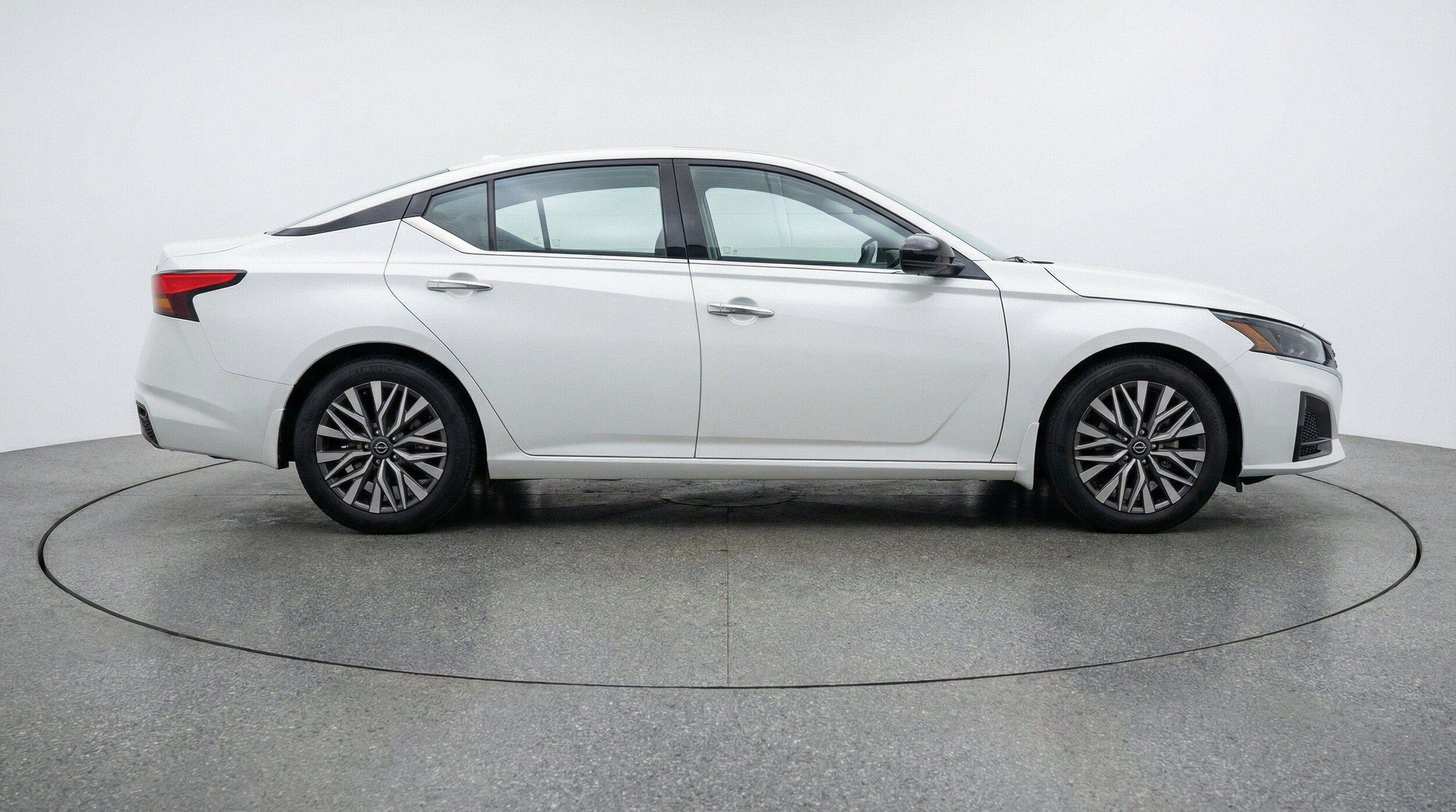 Thumbnail: 2025 Nissan Altima - 11