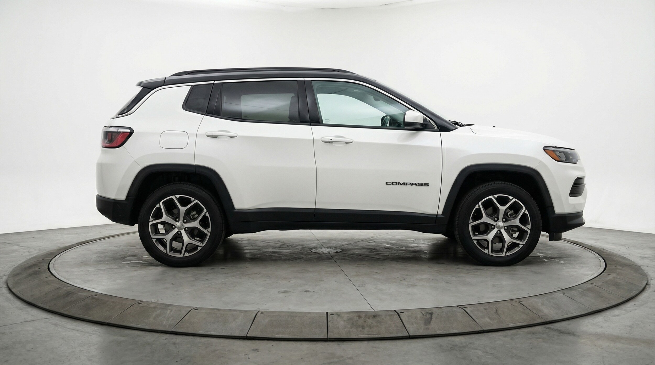 Thumbnail: 2025 Jeep Compass - 8