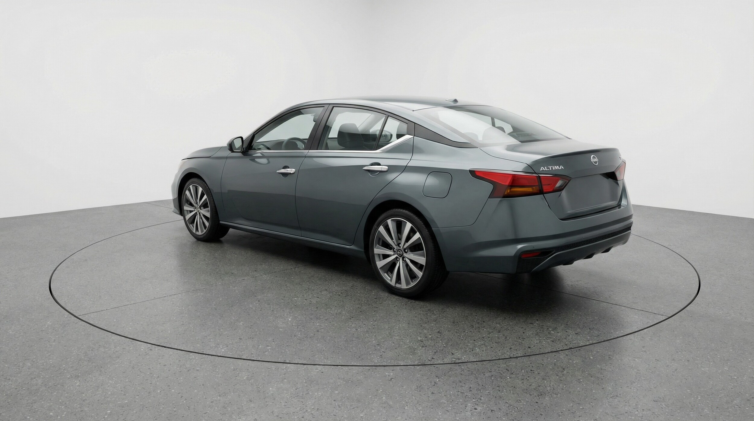 Thumbnail: 2025 Nissan Altima - 5