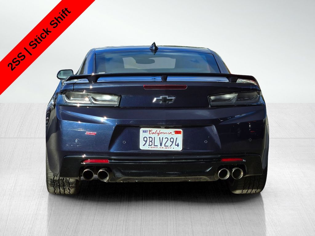 2016 Chevrolet Camaro SS photo 4