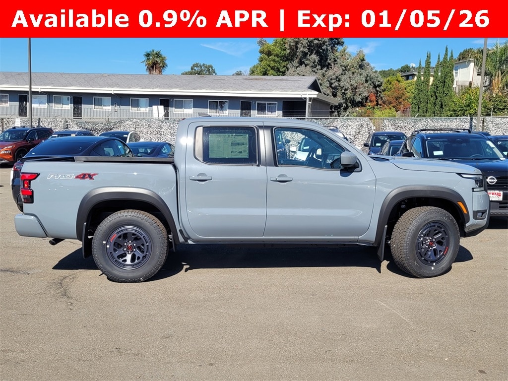 New 2025 Nissan Frontier PRO-4X Truck Crew Cab