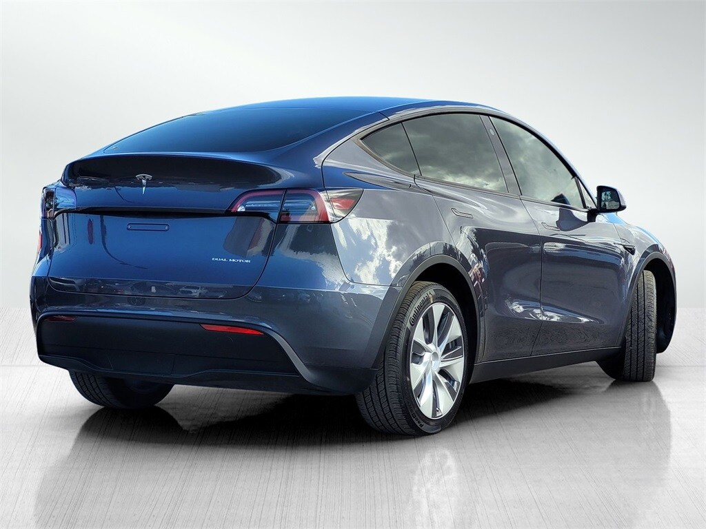 2023 Tesla Model Y Long Range photo 4