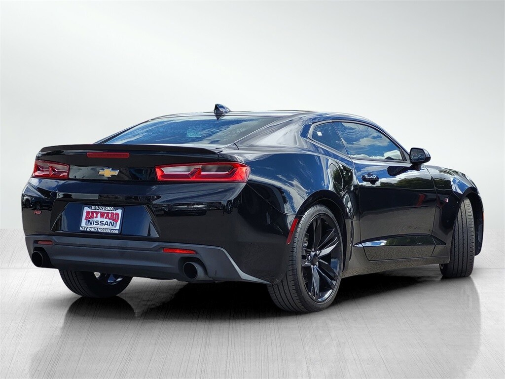 2018 Chevrolet Camaro 1LT photo 4