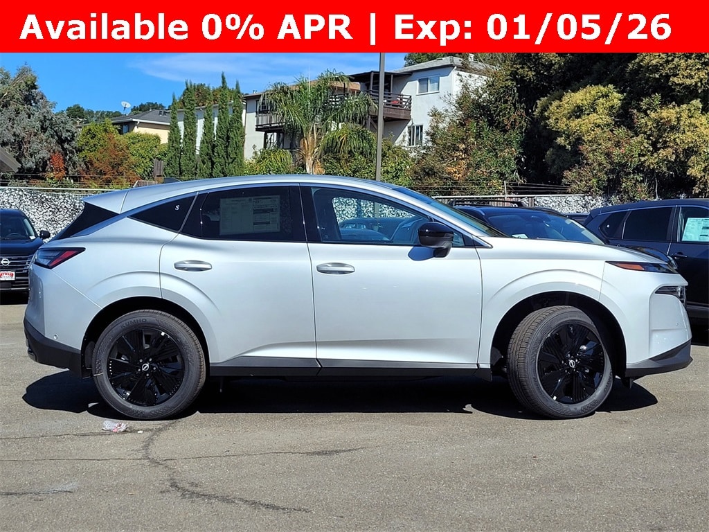 New 2025 Nissan Murano SV SUV