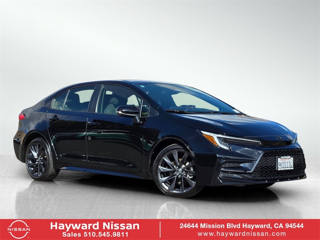 Used 2024 Toyota Corolla SE Sedan