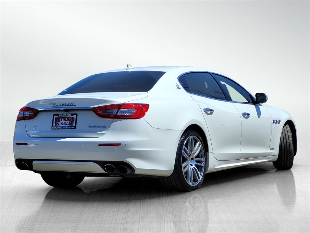 2018 Maserati Quattroporte GranLusso photo 4