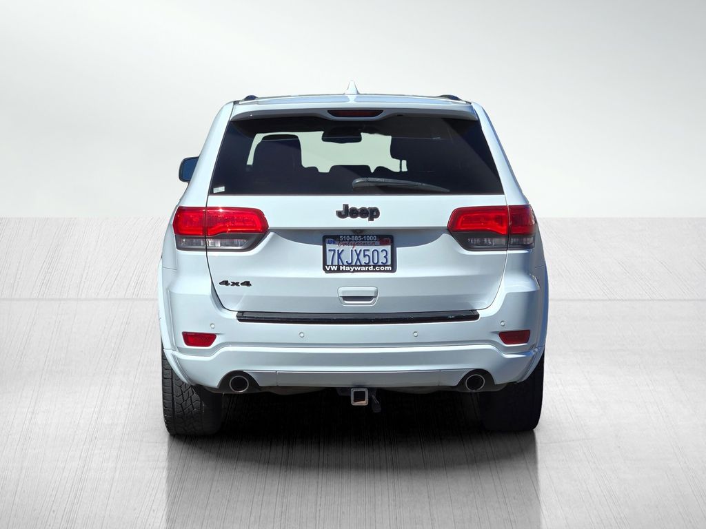 2015 Jeep Grand Cherokee Altitude photo 4