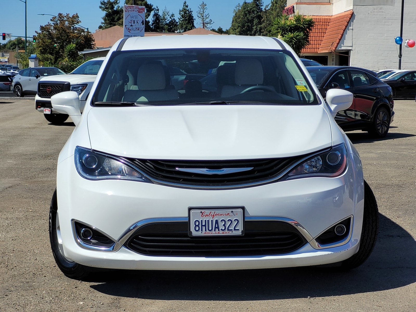 Used 2018 Chrysler Pacifica Hybrid Touring Plus with VIN 2C4RC1H72JR124994 for sale in Hayward, CA