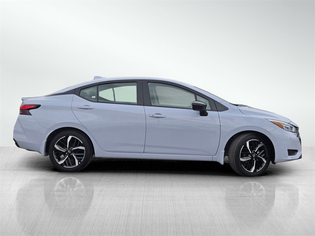 Used 2024 Nissan Versa 1.6 SR Sedan