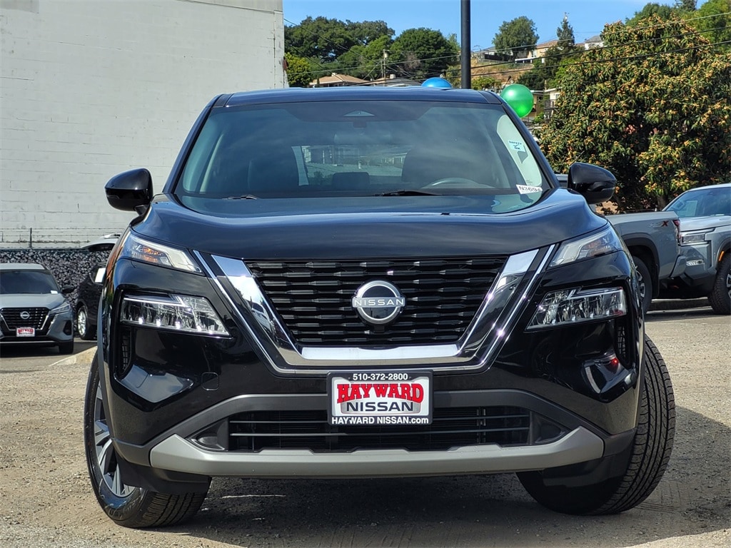 Used 2022 Nissan Rogue SV with VIN 5N1BT3BA7NC707444 for sale in Hayward, CA