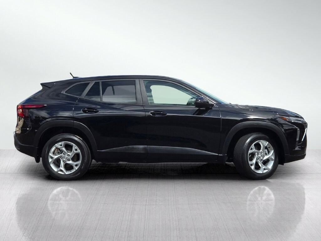 Used 2024 Chevrolet Trax LS SUV