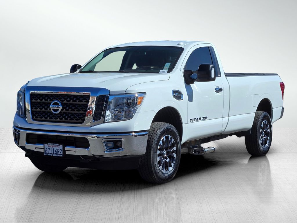 2018 Nissan Titan XD SV photo 3