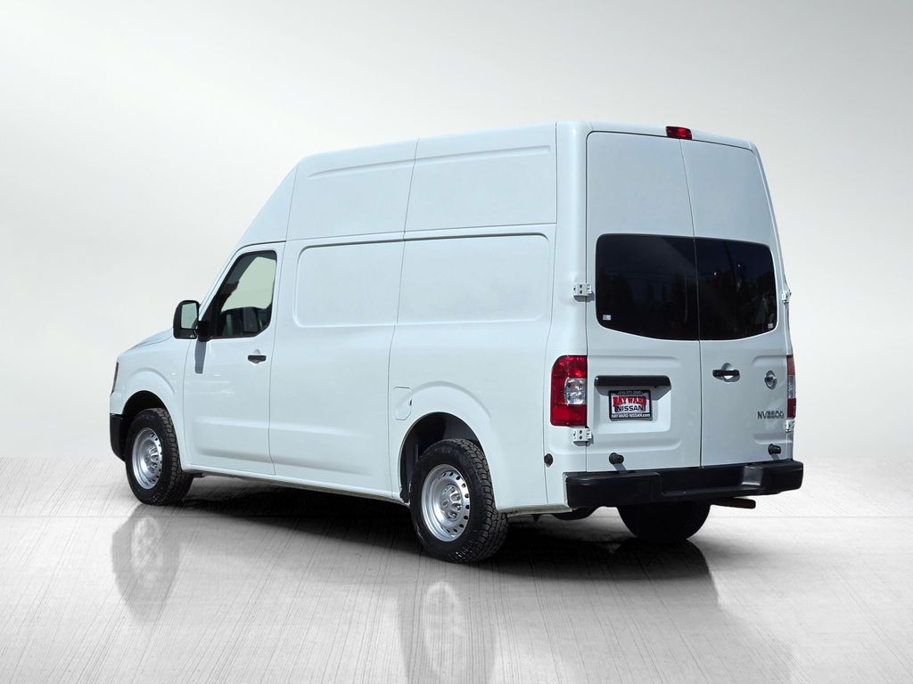 2019 Nissan NV2500 HD S photo 5