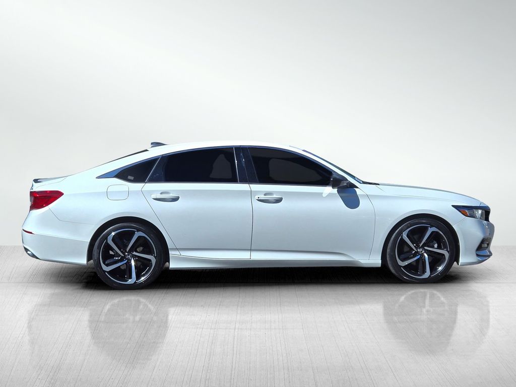 2020 Honda Accord Sport photo 2