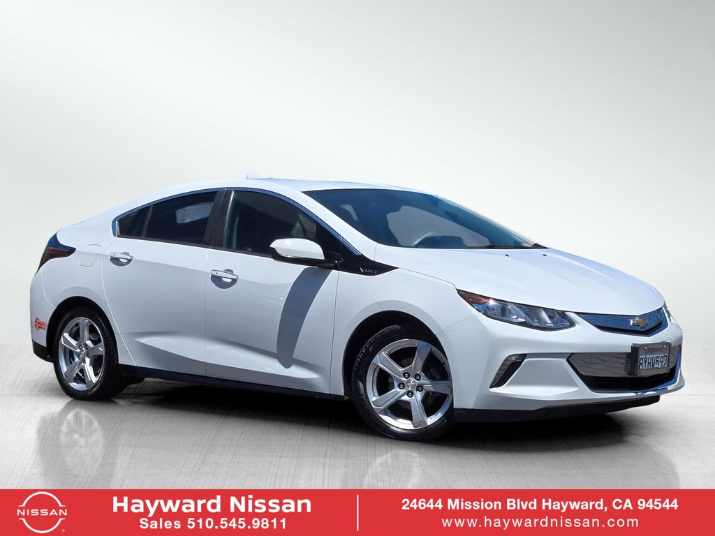 2018 Chevrolet Volt LT's photo