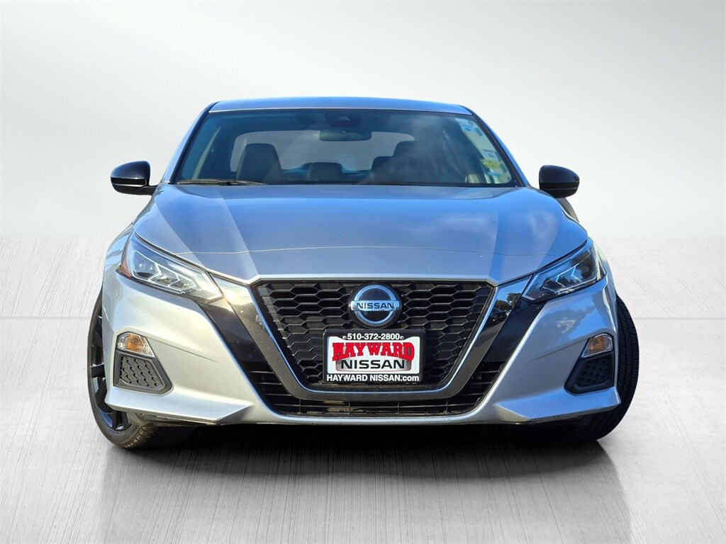 2021 Nissan Altima 2.5 SR photo 2