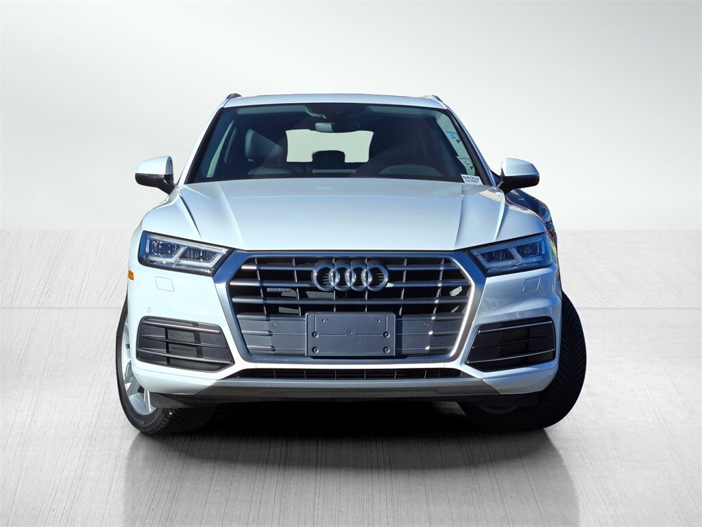 2018 Audi Q5 2.0T Premium Plus photo 2
