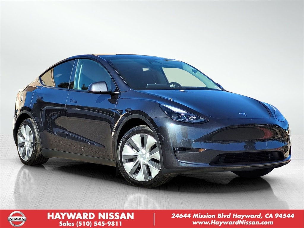 Used 2024 Tesla Model Y Long Range SUV