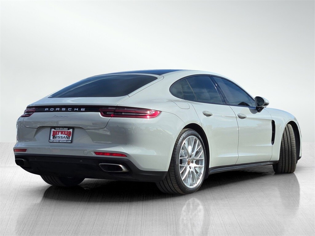 2020 Porsche Panamera Base photo 4