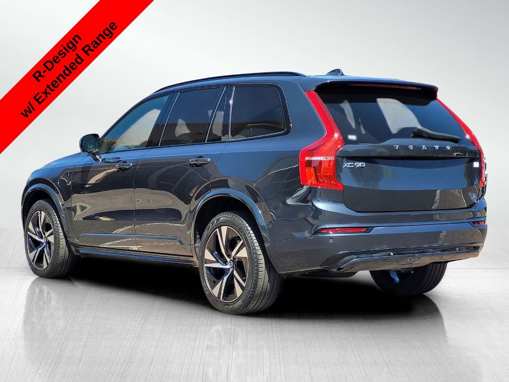 2022 Volvo XC90 Recharge Plug-In Hybrid T8 R-Design Extended Range 7P photo 5