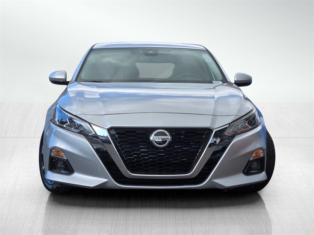 Used 2020 Nissan Altima 2.5 SL Sedan