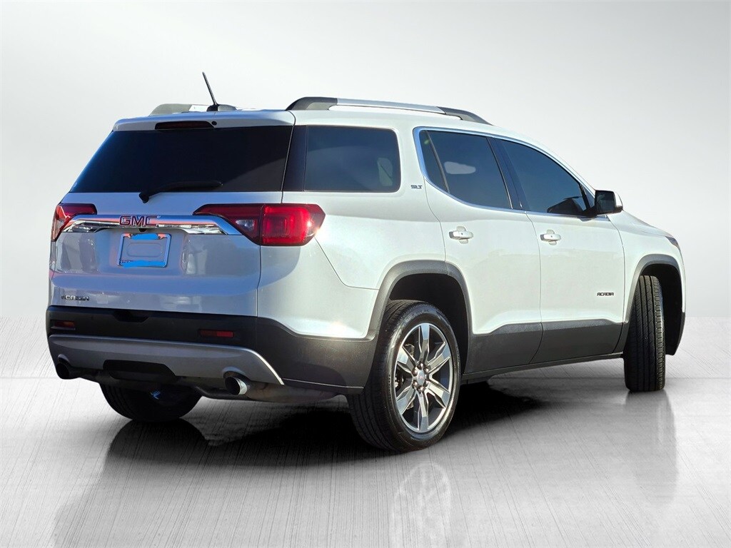 2017 Gmc Acadia SLT photo 4