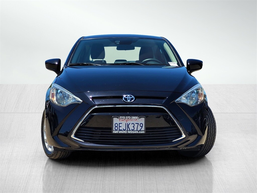 2018 Toyota Yaris iA Base photo 2