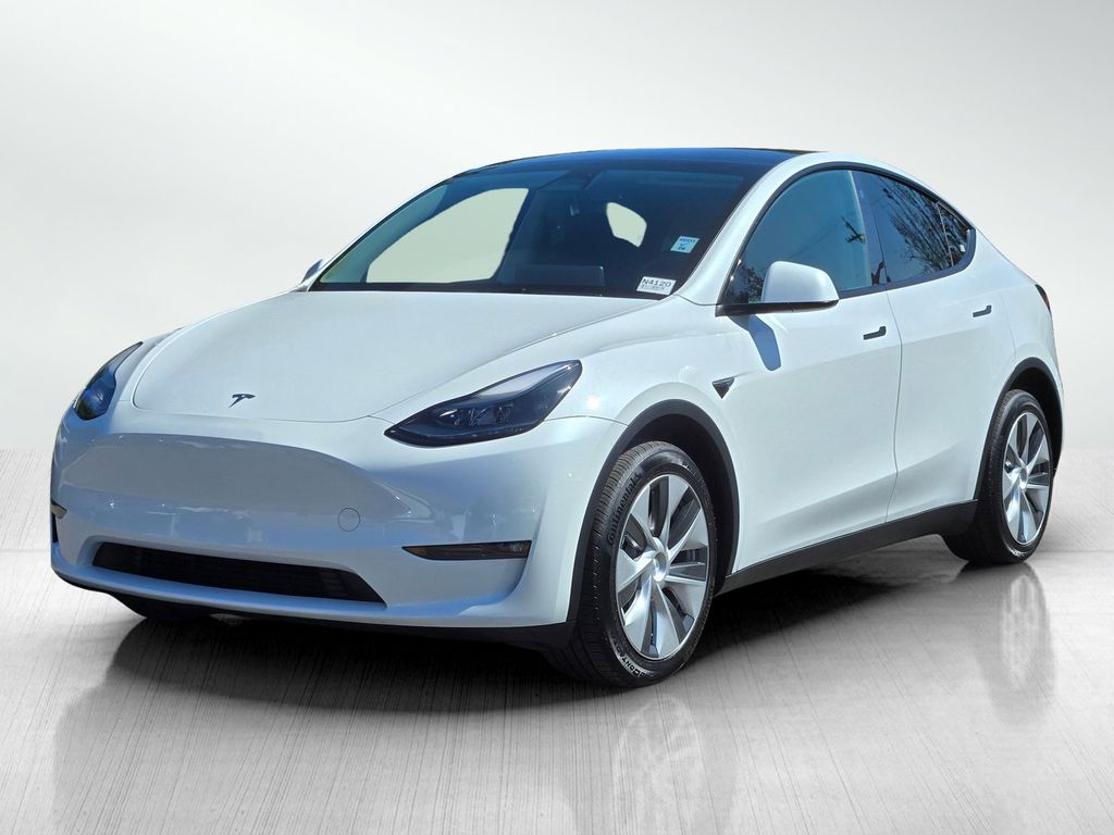 2023 Tesla Model Y Long Range photo 3
