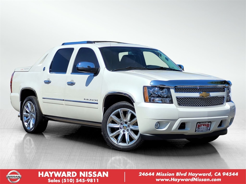 Used 2013 Chevrolet Avalanche LTZ Truck Crew Cab