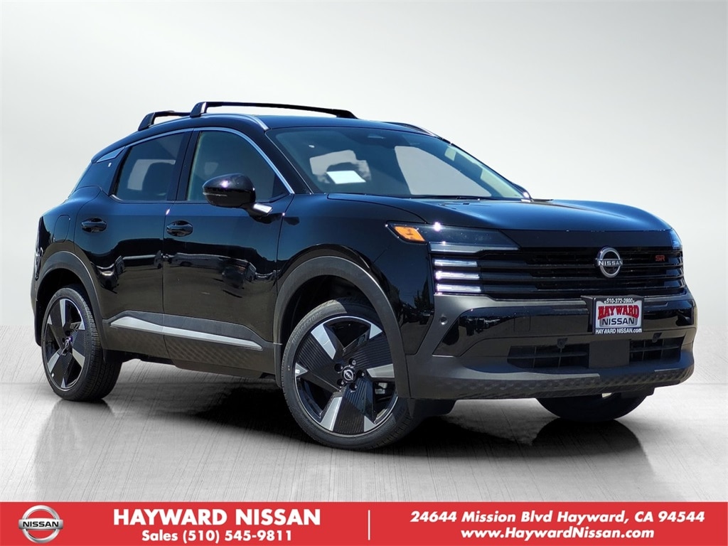 New 2025 Nissan Kicks SR SUV