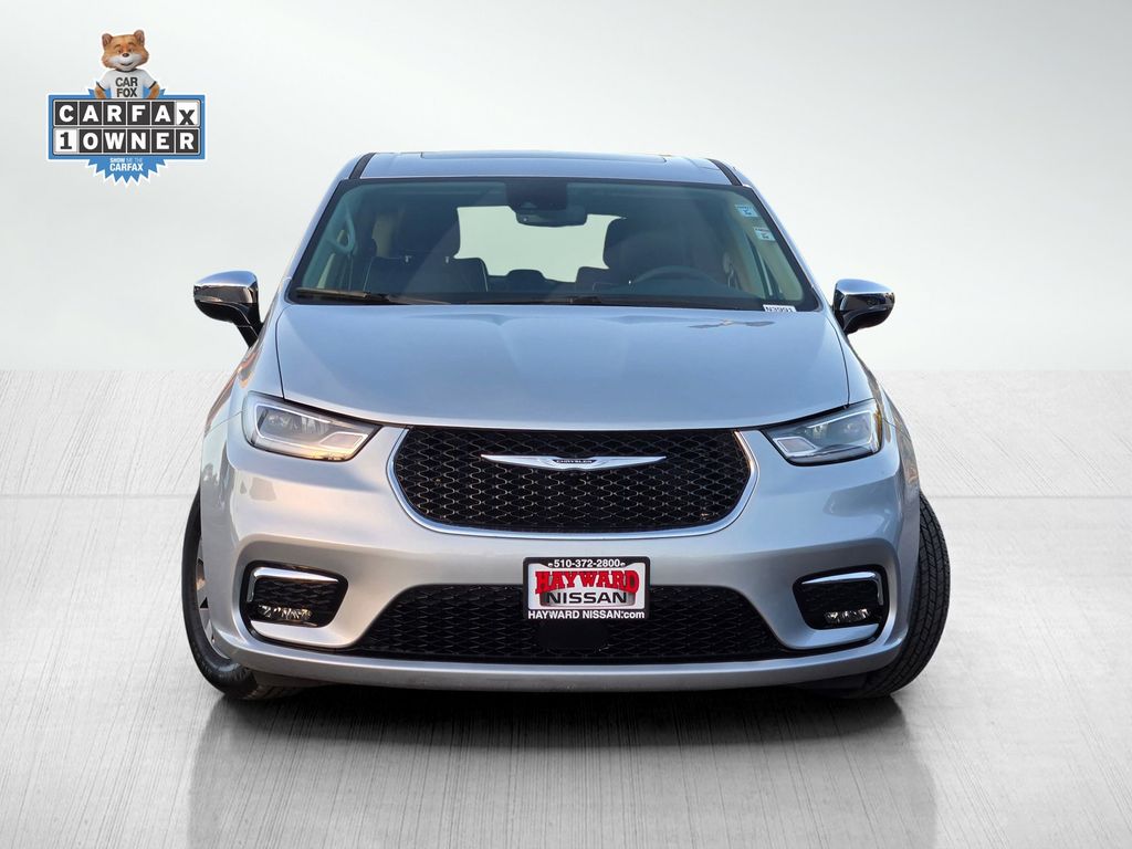 Used 2023 Chrysler Pacifica Hybrid Limited with VIN 2C4RC1S72PR618452 for sale in Hayward, CA