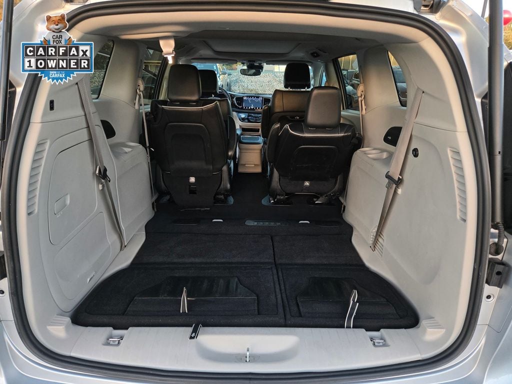 2023 Chrysler Pacifica Hybrid Limited - Photo 27