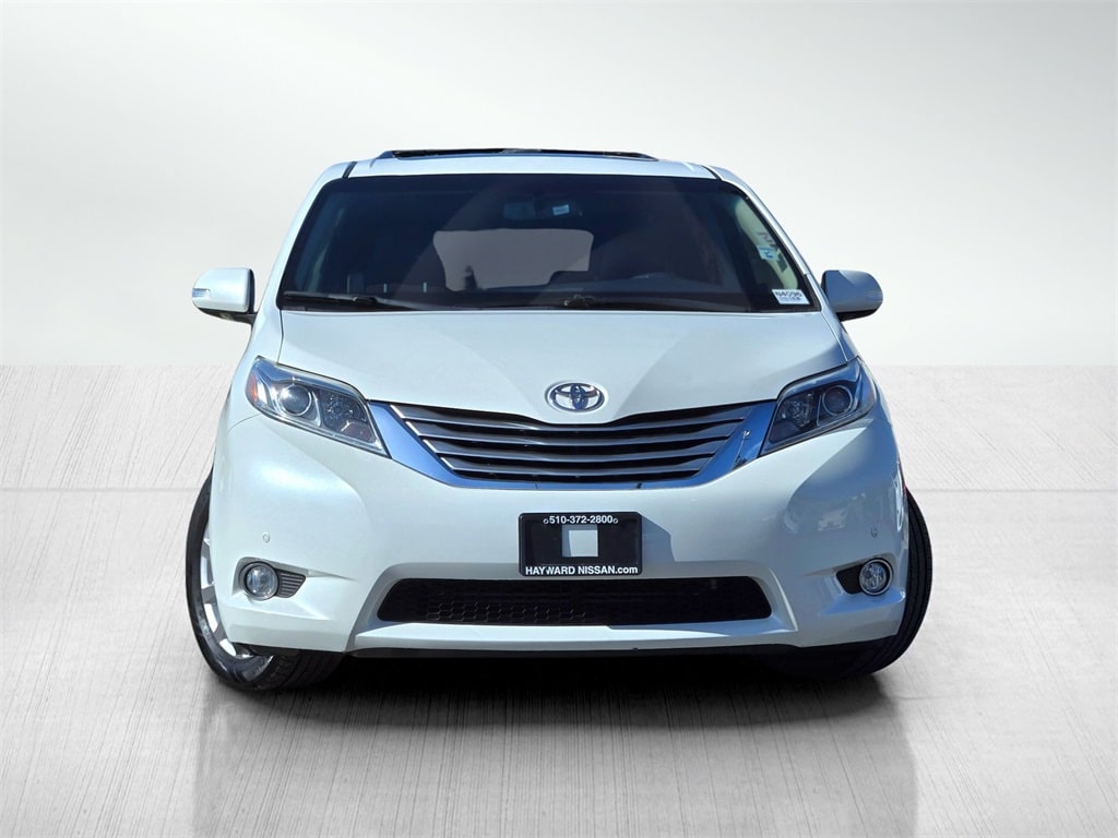 Used 2017 Toyota Sienna Limited Van