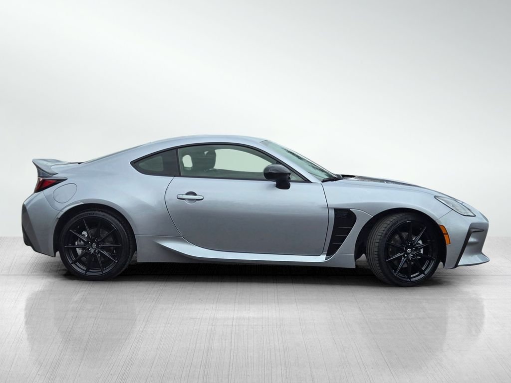 2024 Toyota GR86 Premium photo 2