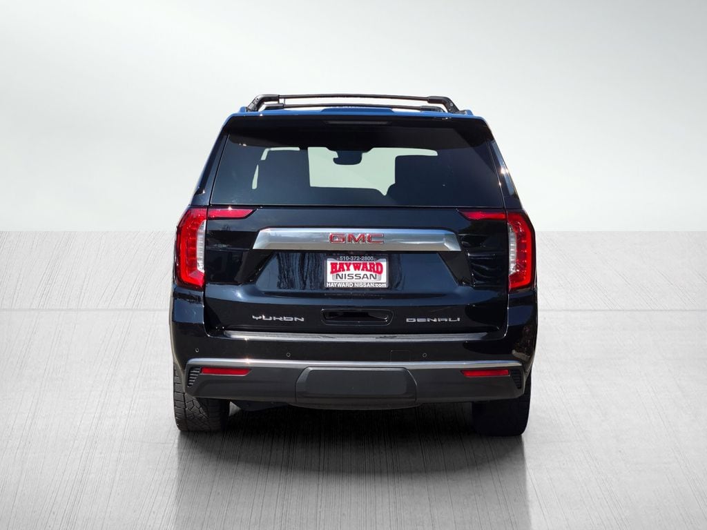 2023 GMC Yukon Denali photo 4